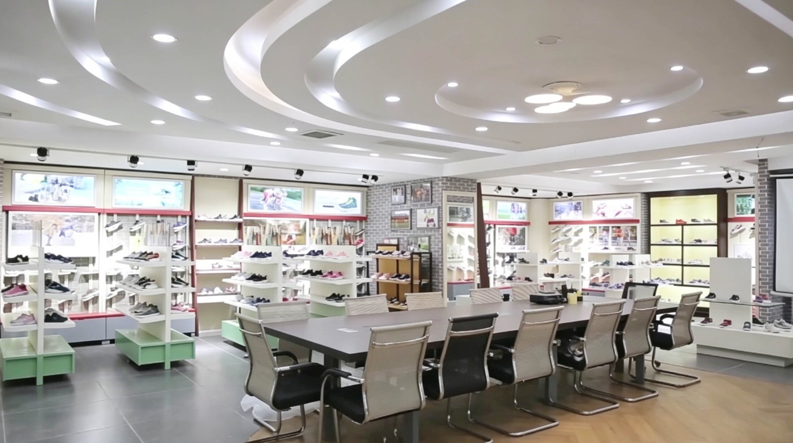 12.Greatshoes Factory