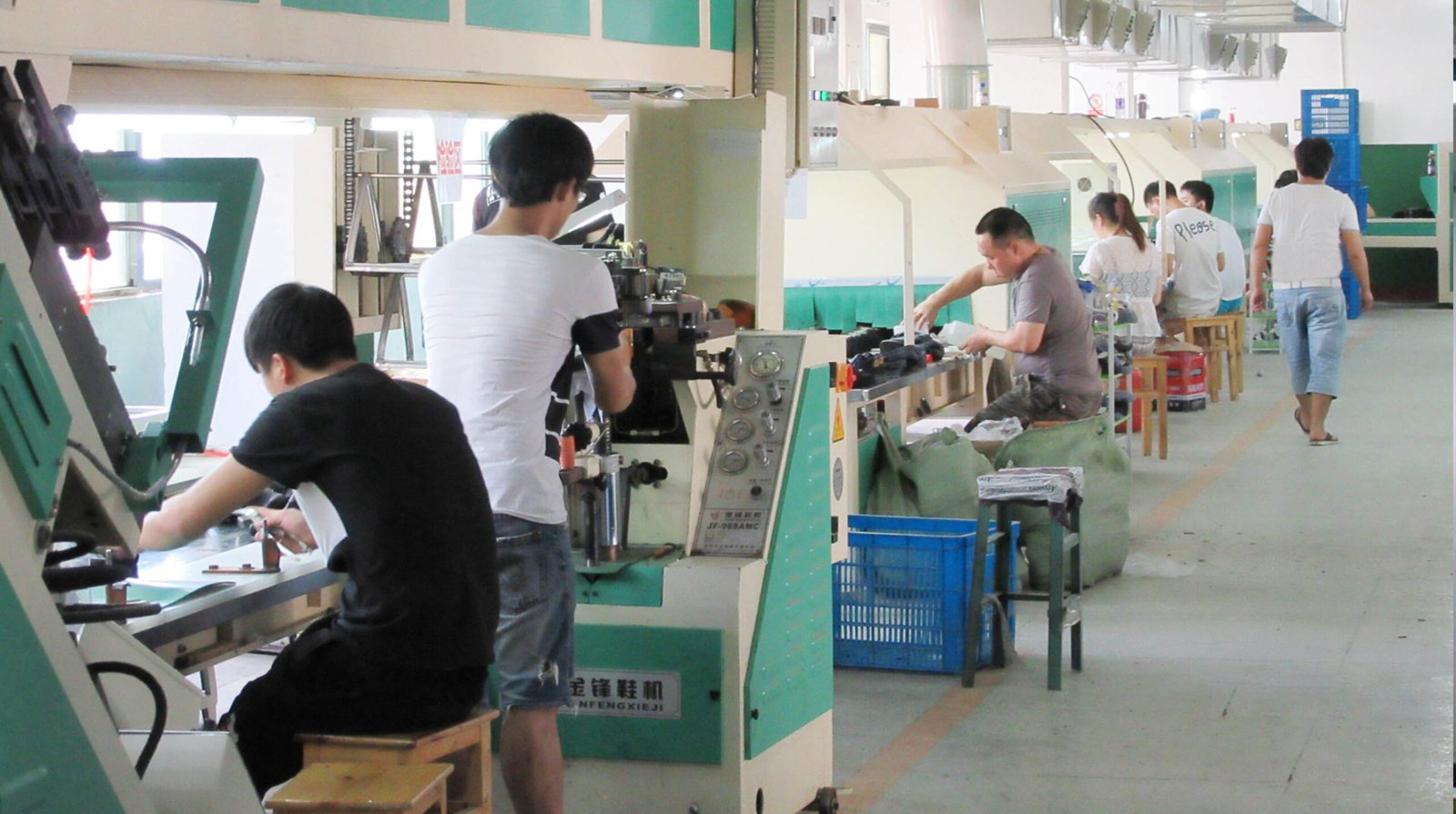 16.Greatshoes Factory
